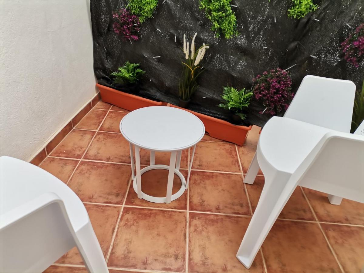 En Suite Apartment con Patio - App A Arrecife  Extérieur photo